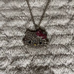 Hello Kitty Necklace 💎